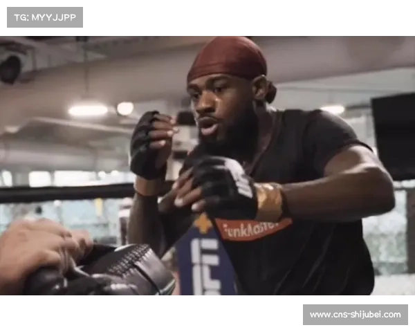 UFC选手在上海豫园体验与斯特林学习中国书法成热点 UFC选手在上海豫园体验与斯特林学习中国书法成热点